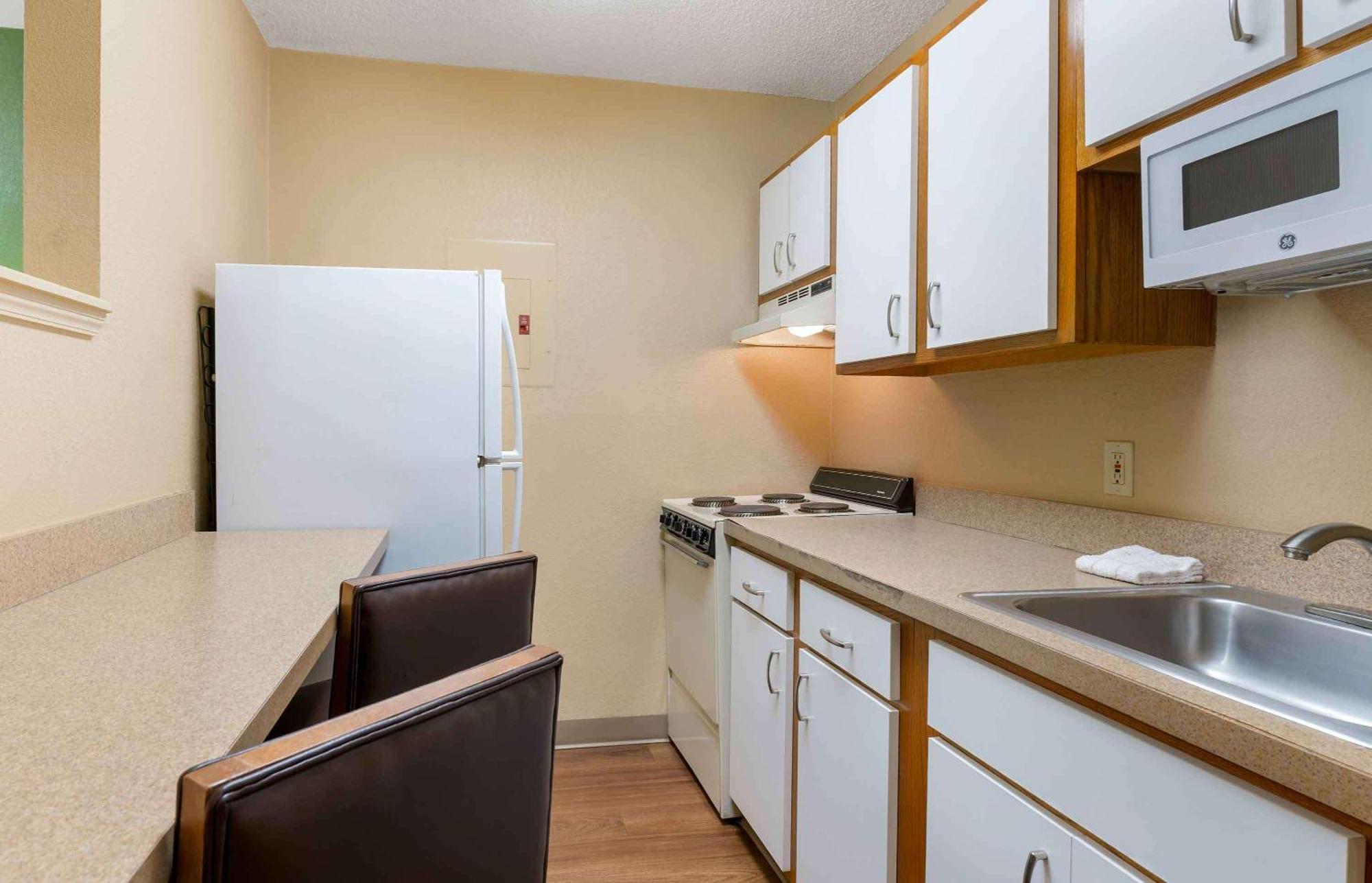 Extended Stay America Suites - Cleveland - Middleburg Heights Dış mekan fotoğraf