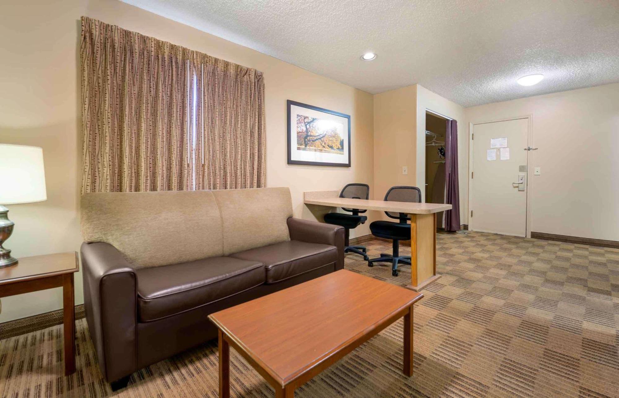 Extended Stay America Suites - Cleveland - Middleburg Heights Dış mekan fotoğraf