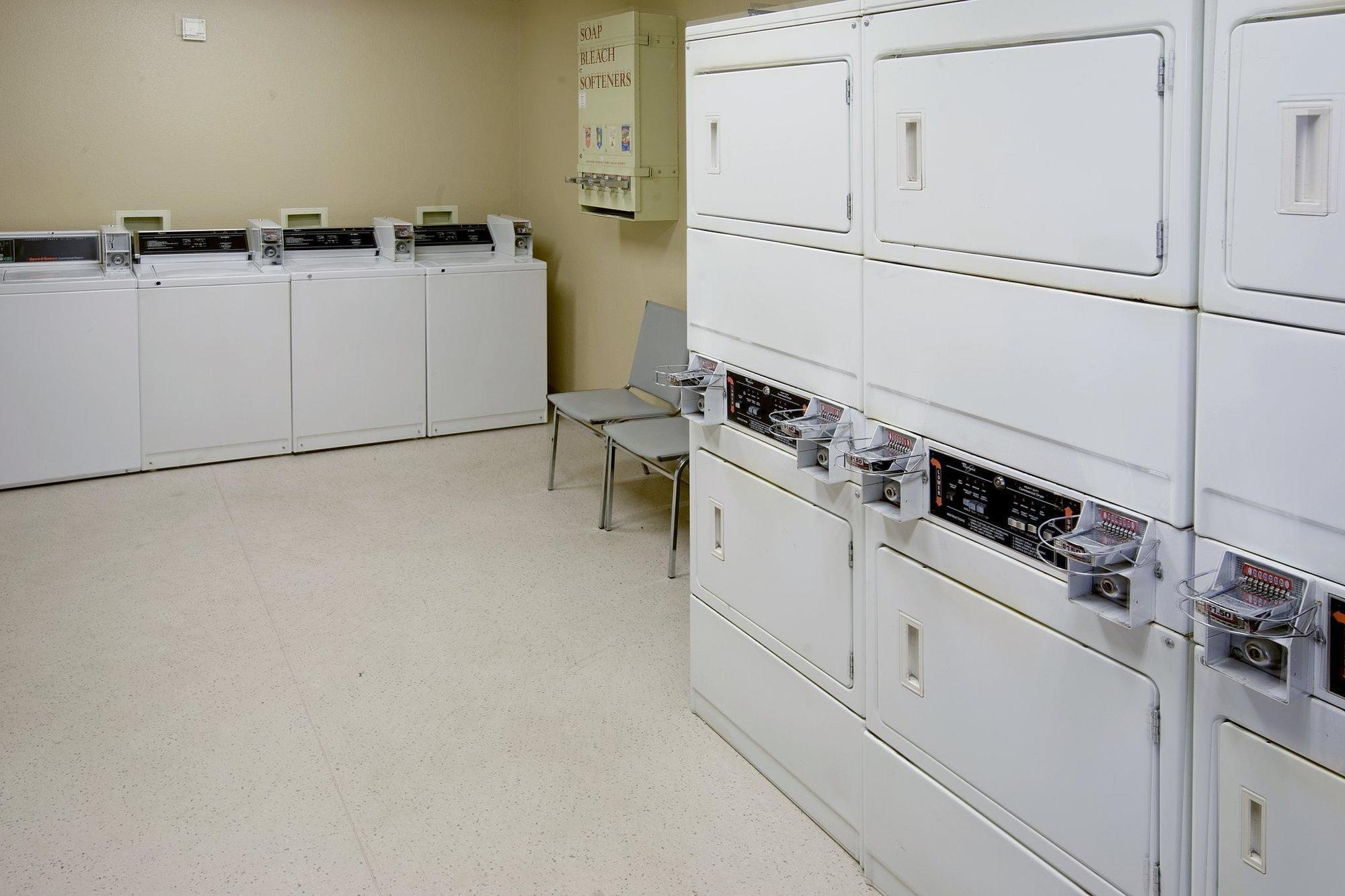 Extended Stay America Suites - Cleveland - Middleburg Heights Dış mekan fotoğraf